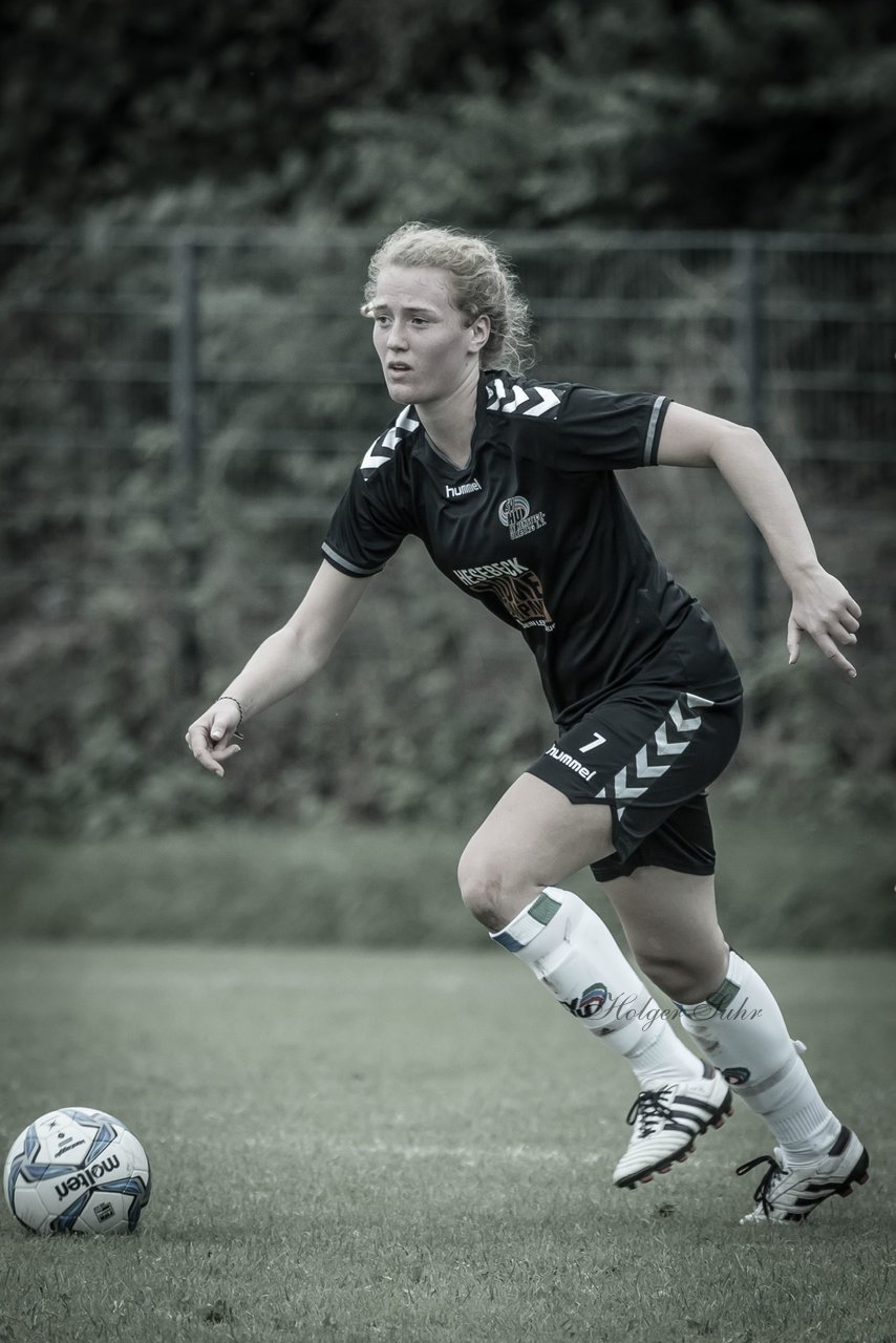 Bild 146 - Frauen SVHU 2 - Wellingsbuettel 1 : Ergebnis: 2:2